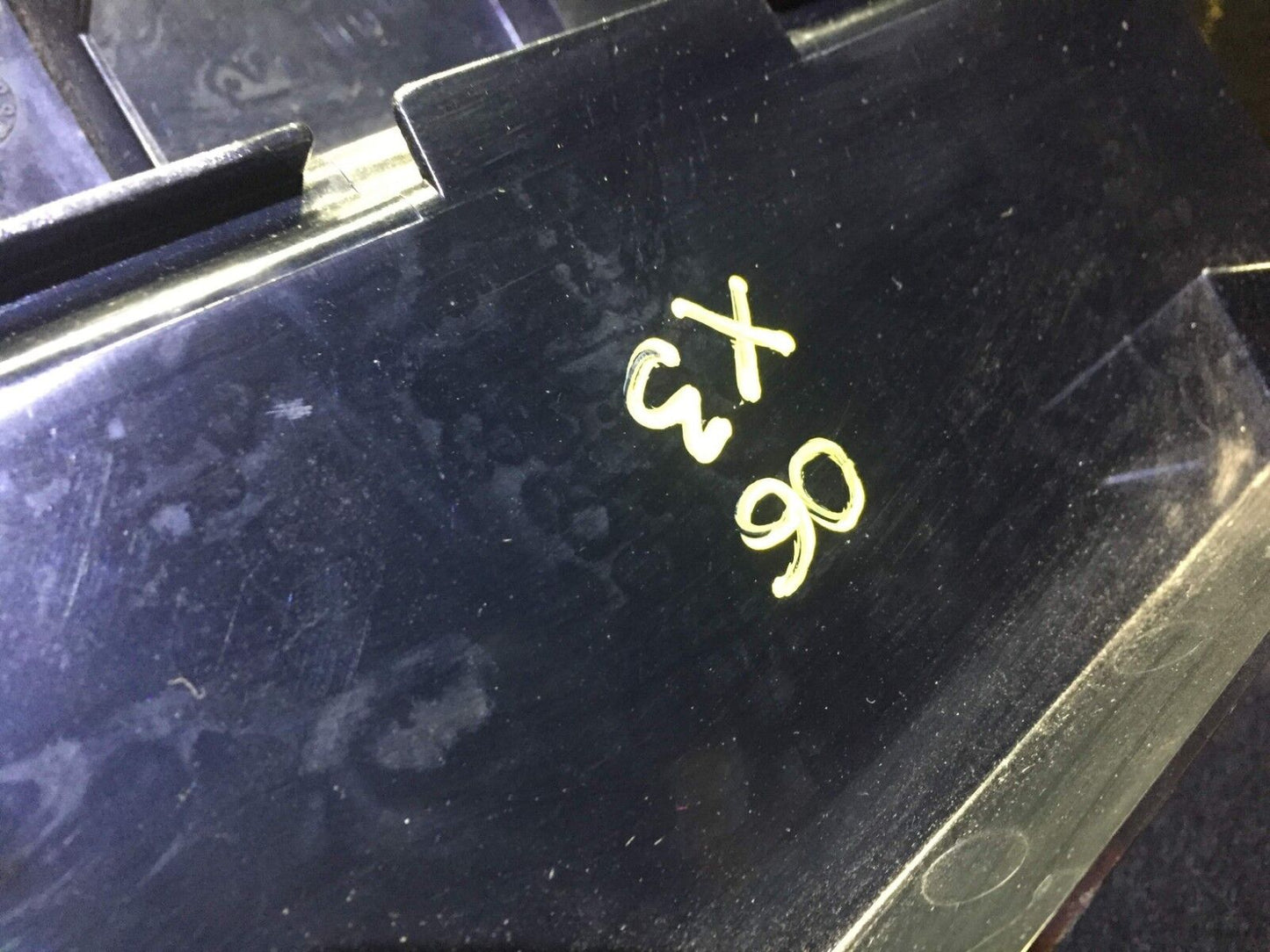 04 05 06 BMW X3 E83 Dash Glove Box Glovebox OEM D34