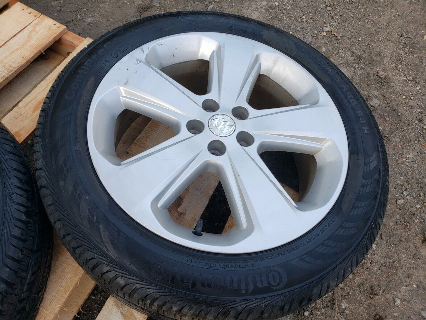 14 15 16 17 18 Buick Encore 18" Wheel Rim W/ Tire Conti 215/55r18 8/32" 2pcs OEM