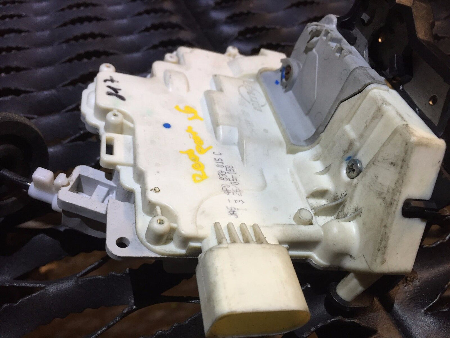 05 06 07 08 Audi A6 C6 Rear Right Pass Door Lock Latch Actuator OEM