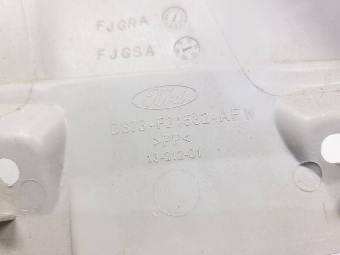 13 14 15 16 Ford Fusion Center B Pillar Upper Trim Cover Right Pass Side OEM