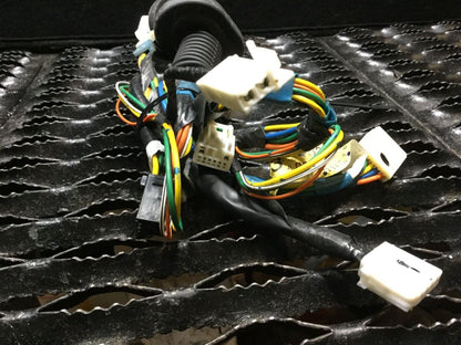 04 05 06 07 08 09 Toyota Prius Rear Left Driver Side Door Wire Harness   OEM