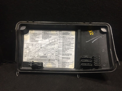 98 99 00 01 Mercedes W163 Ml320 Fuse Relay Box Cover OEM D34