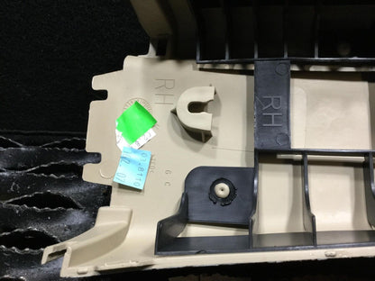 07 08 09 Suzuki Vitara Xl-7 Xl7 Right Pass Upper B Pillar Seat Belt Cover OEM
