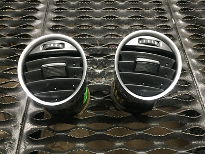 04 05 06 Audi A4 B6 Cabrio Dashboard Vent Left & Right OEM Pair