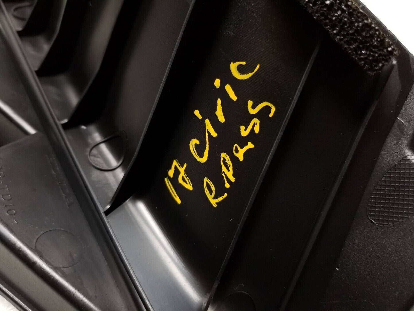 16 17 18 19 20 Honda Civic Sedan Rear Right Pass Side Quarter Pillar Trim OEM