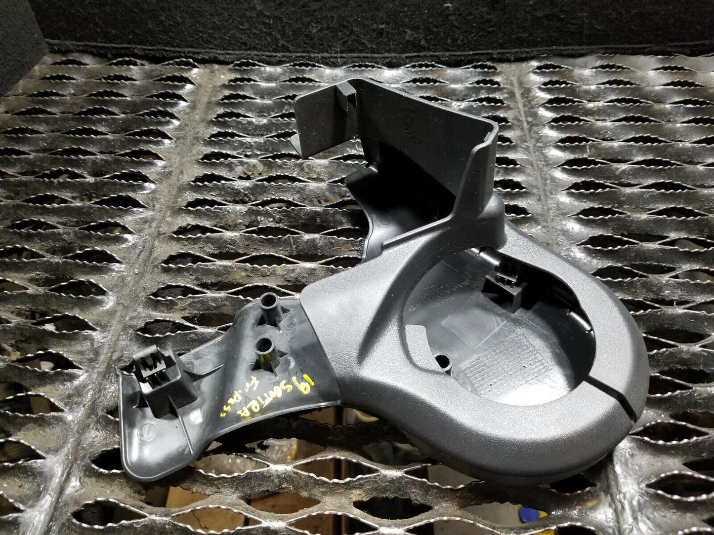 16 17 18 19 Nissan Sentra Front Right Pass Seat Side Cover Trim Panel OEM