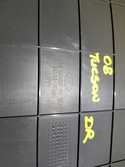07 08 09 Hyundai Tucson Front Left Driver Seat Back Cover Trim OEM 89k