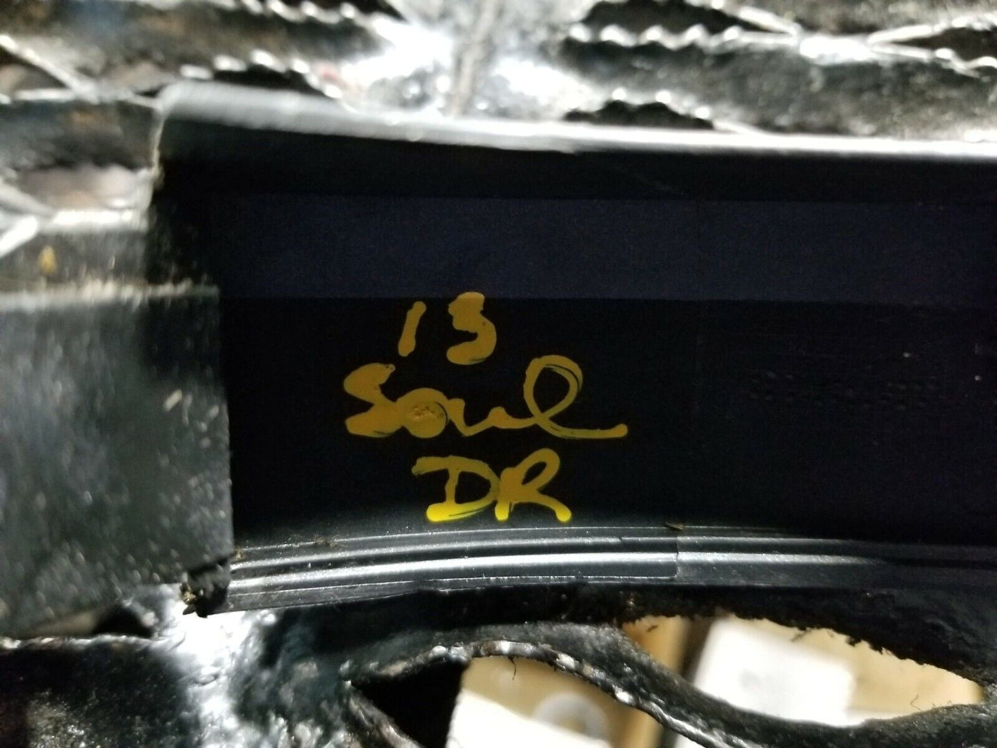 11 12 13 Kia Soul Roof End Cap Molding Left Driver Side OEM