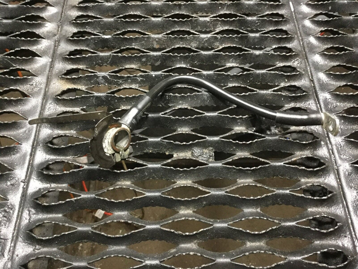 04 05 06 07 Audi A4 Cabriolet Battery Terminal Ground Cable 8e1971235f OEM