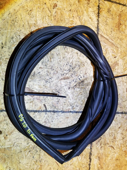 08 09 10 Scion Xb Front Right Passenger Door Weatherstrip Seal OEM