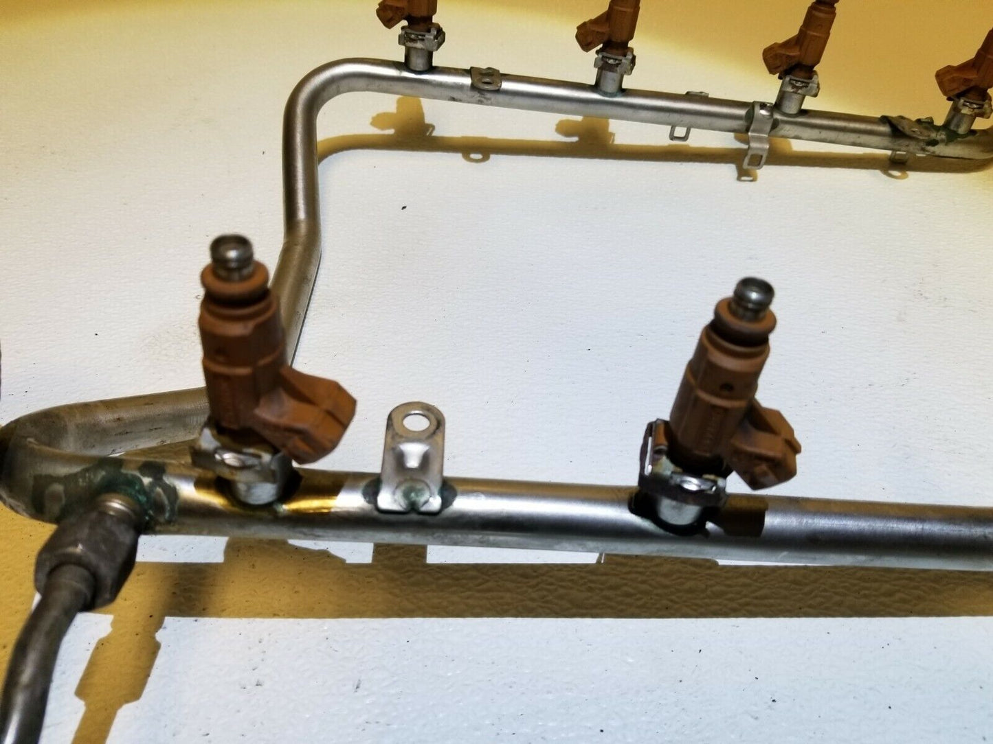 03 04 05 06 Mercedes CL500 Fuel Rail W/ Injectors OEM M113 5.0l