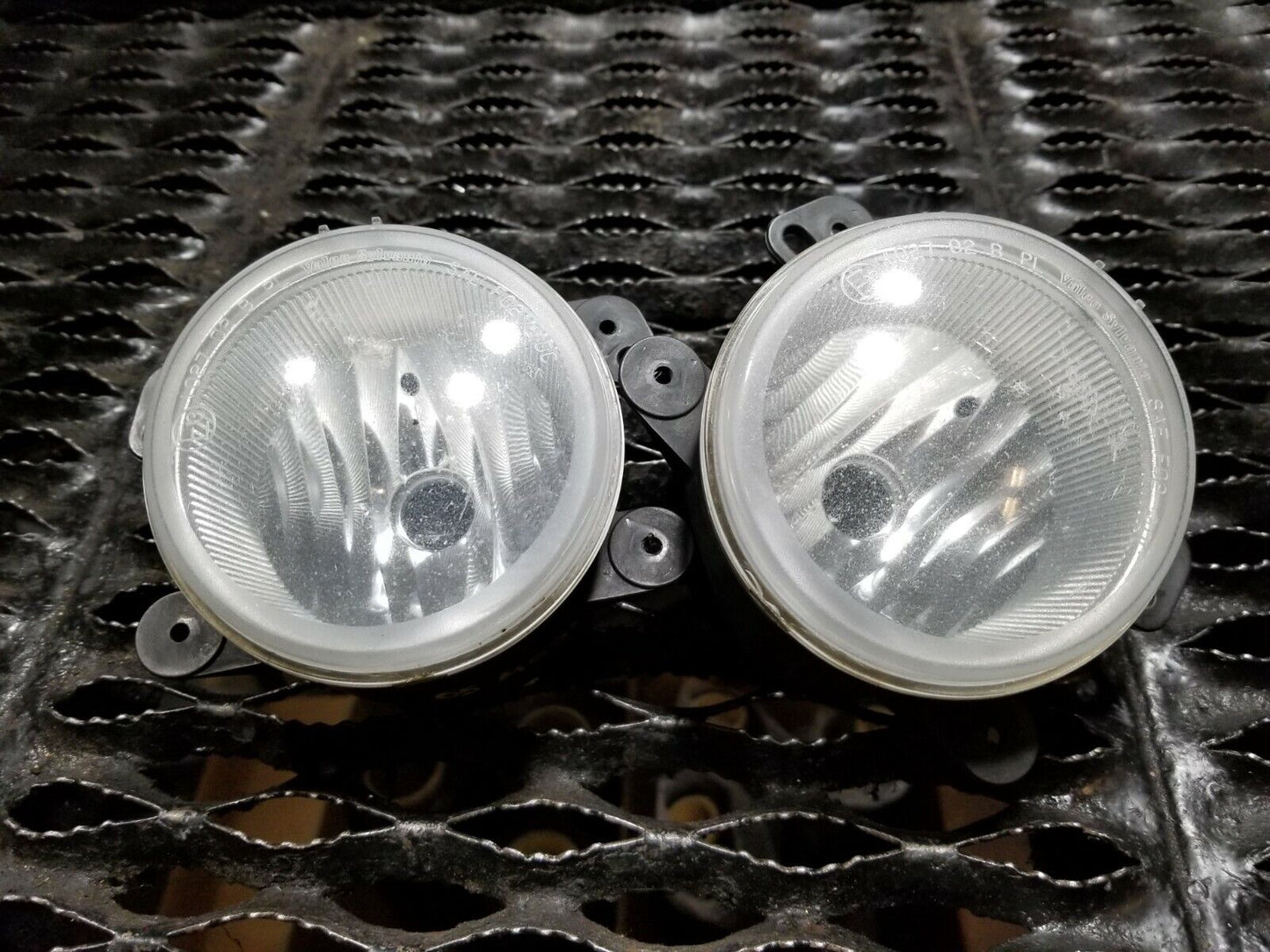 05 06 07 Dodge Magnum Rt Fog Light Lamp Left And Right 2psc OEM