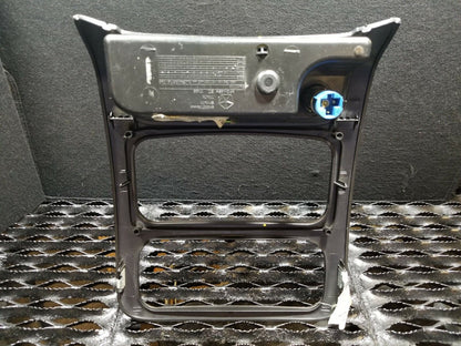 2005 06 2007 Jeep Liberty Center Dash Radio AC Climate Trim Bezel Panel OEM #96