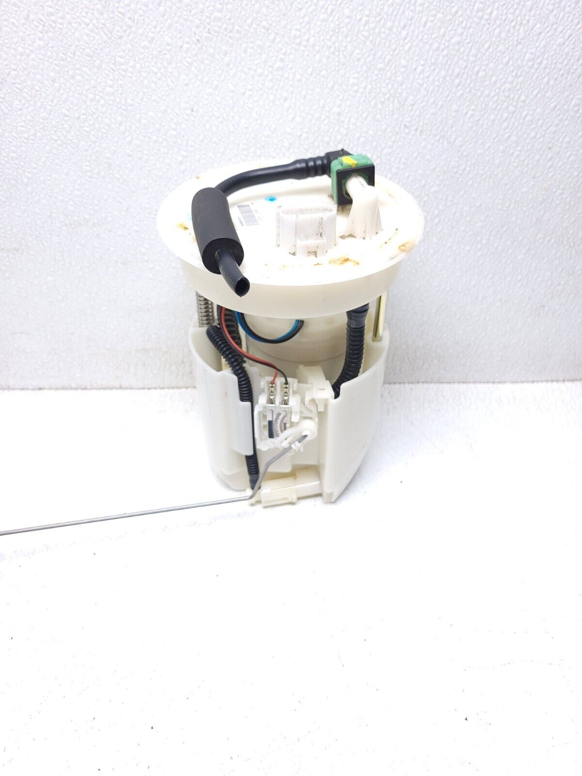 2014 - 2017 Mazda 6 Gas Fuel Pump 292100-0380 OEM