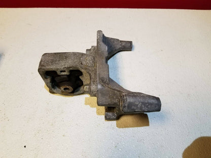 14 15 16 Subaru Forester 2.5l Engine Mount Bracket OEM 43k