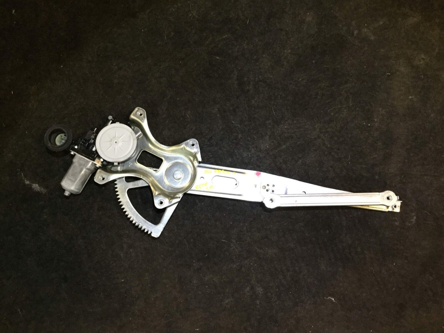 05 06 07 08 09 Toyota Prius Rear Left Dr Side Window Regulator &  Motor  OEM
