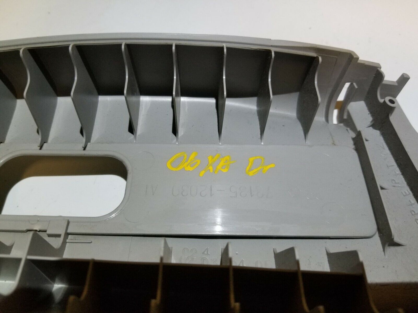 04 05 06 Scion Xa Center Upper B Pillar Trim Panel Left Driver Side OEM