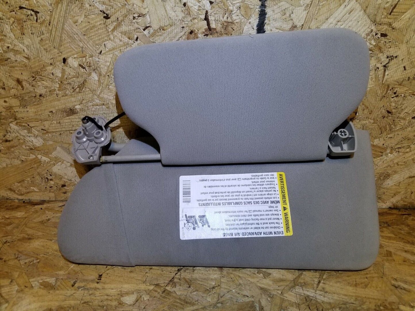 06 07 08 09 10 11 Cadillac DTS Sun Visor Right Passenger Side  OEM