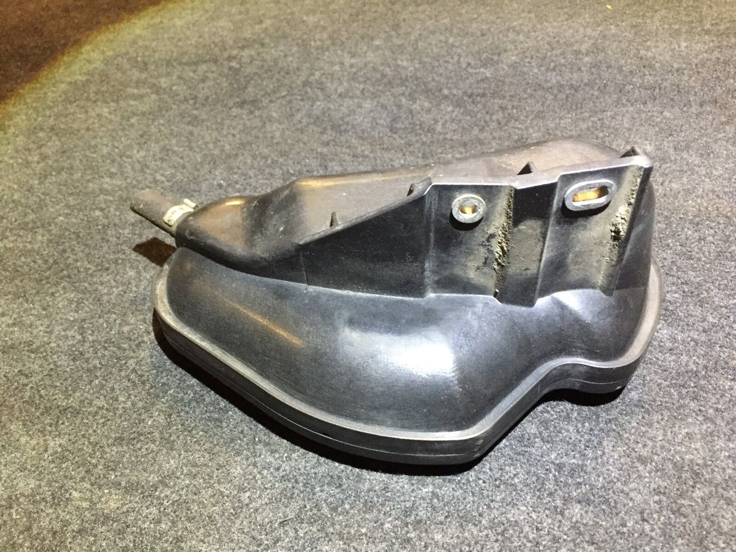 04 05 06 Audi A4  B6 Convertible Vacuum Accumulator Tank Reservoir OEM