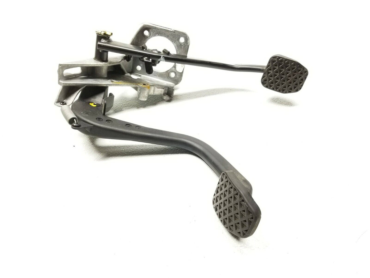 01 02 03 04 05 BMW E46 325xi Manual Tramsmission Clutch Pedal W/ Brake Pedal OEM