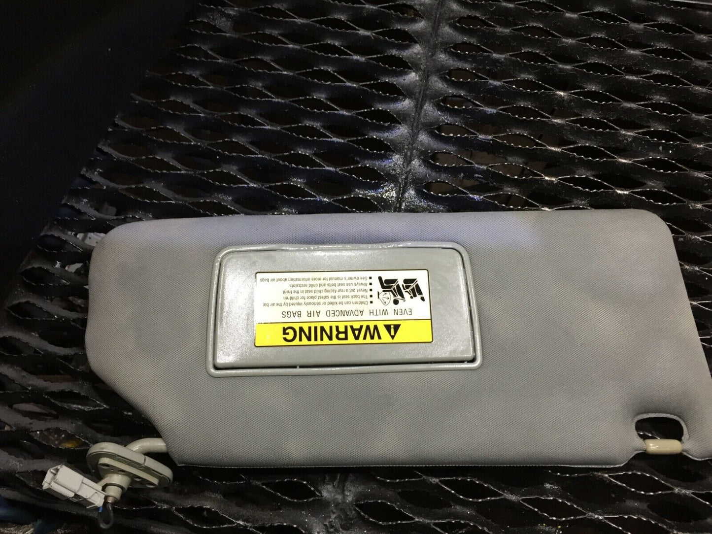 2008 2009 2010 Honda Odyssey Sun Visor Front Right Passenger OEM D43