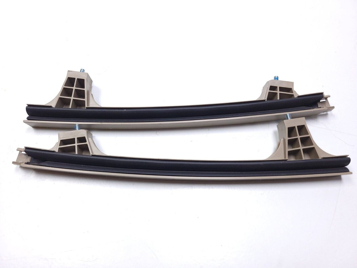 18-21 Hyundai Kona Rear Door Window Channel Left & Right Pair OEM 29k