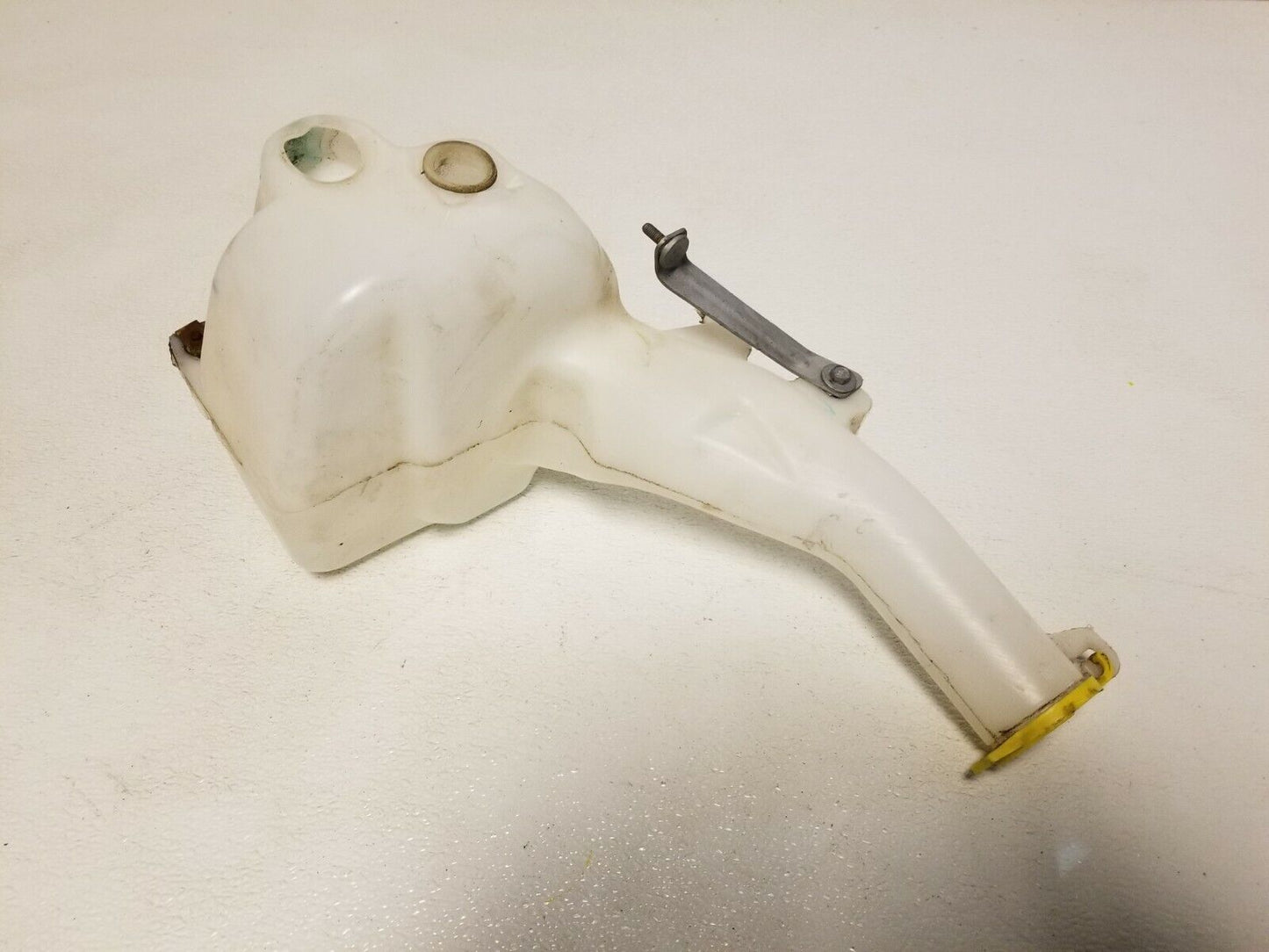 11 12 13 14 Dodge Charger 3.6l Windshield Washer Fluid Reservoir OEM 92k