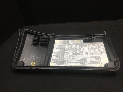 98 99 00 01 Mercedes W163 Ml320 Fuse Relay Box Cover OEM D34