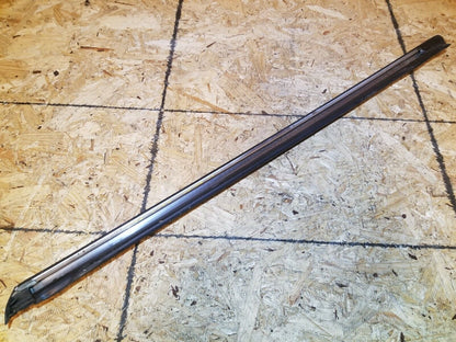 07 08 09 10 Mercedes R350 Rear Left Driver Side Window Belt Seal Molding OEM