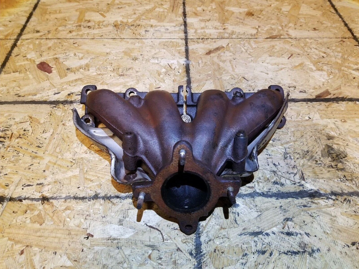 07 08 09 10 Chrysler Sebring 2.4l Exhaust Manifold OEM