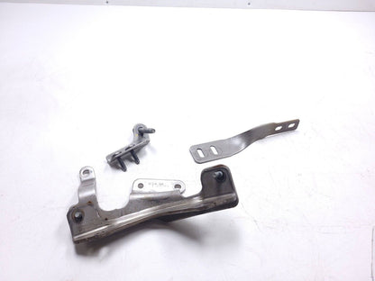 18 19 20 21 Chevrolet Equinox Exhaust System Down Pipe Support Mount Bracket OEM