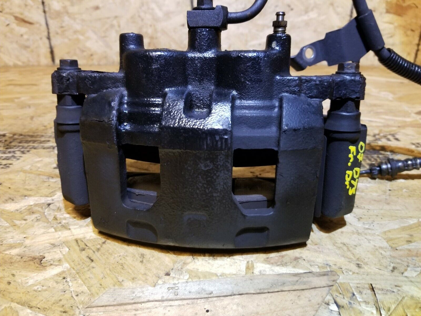 06 07 08 09 10 11 Cadillac DTS Brake Caliper Front Left Driver Side OEM