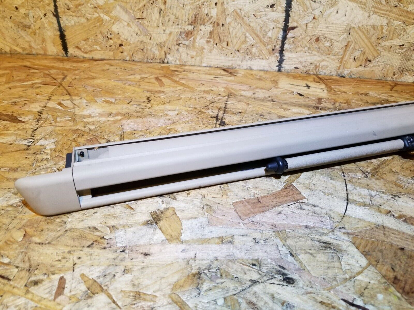 06 07 08 09 Cadillac SRX Rear Trunk Cargo Luggage Roller Cover Shade OEM