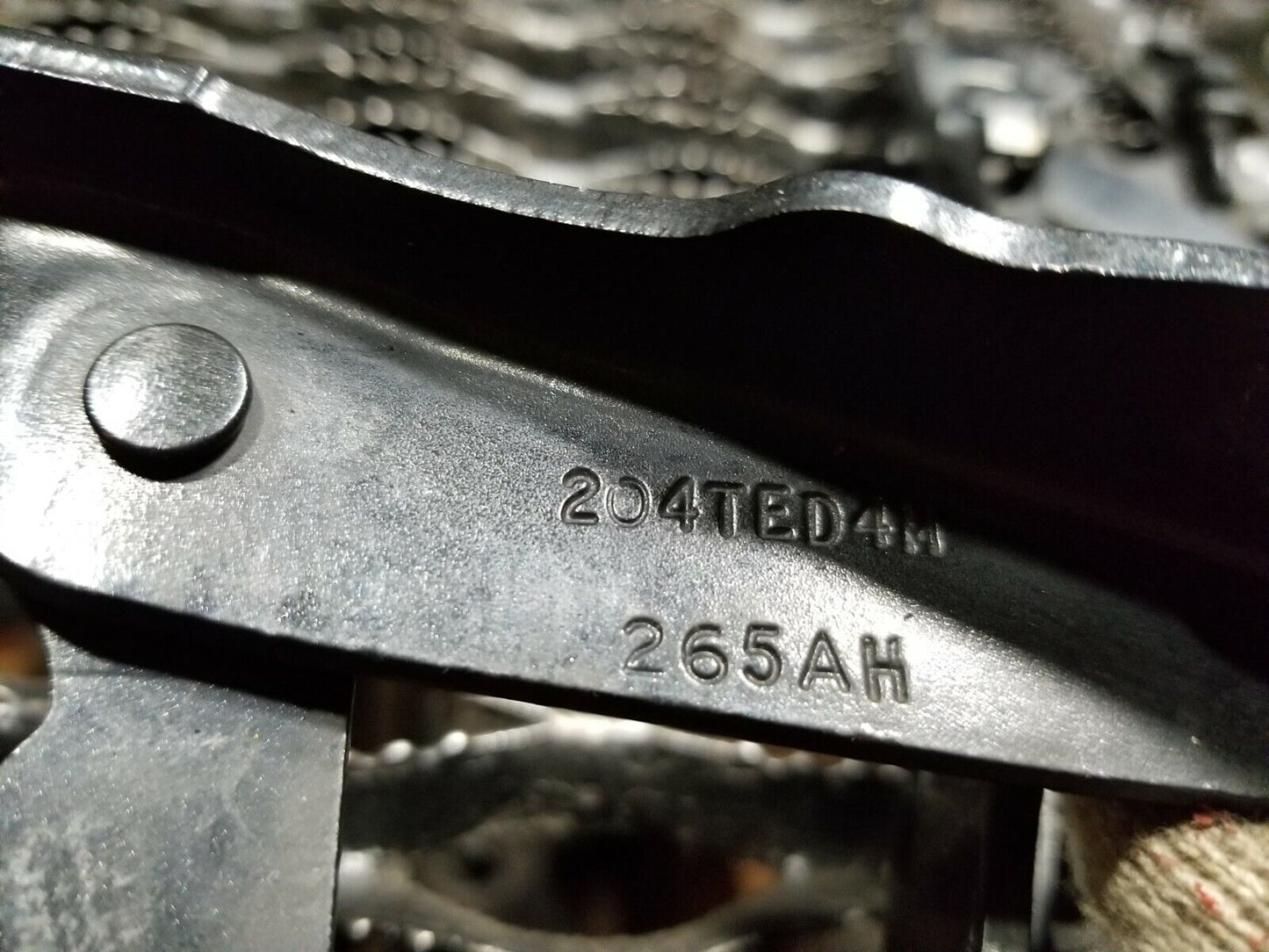 05 06 07 Dodge Magnum Hood Hinge Left & Right 2pcs OEM