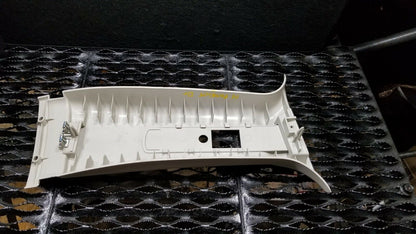 12 13 14 15 16 Jeep Patriot Left Driver Side B Pillar Trim Cover OEM