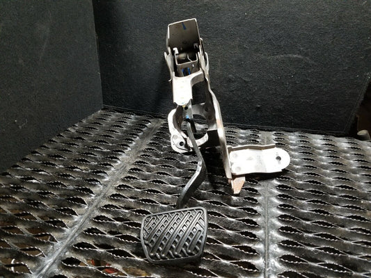 16 17 18 Nissan Maxima A/t Brake Pedal OEM 41k