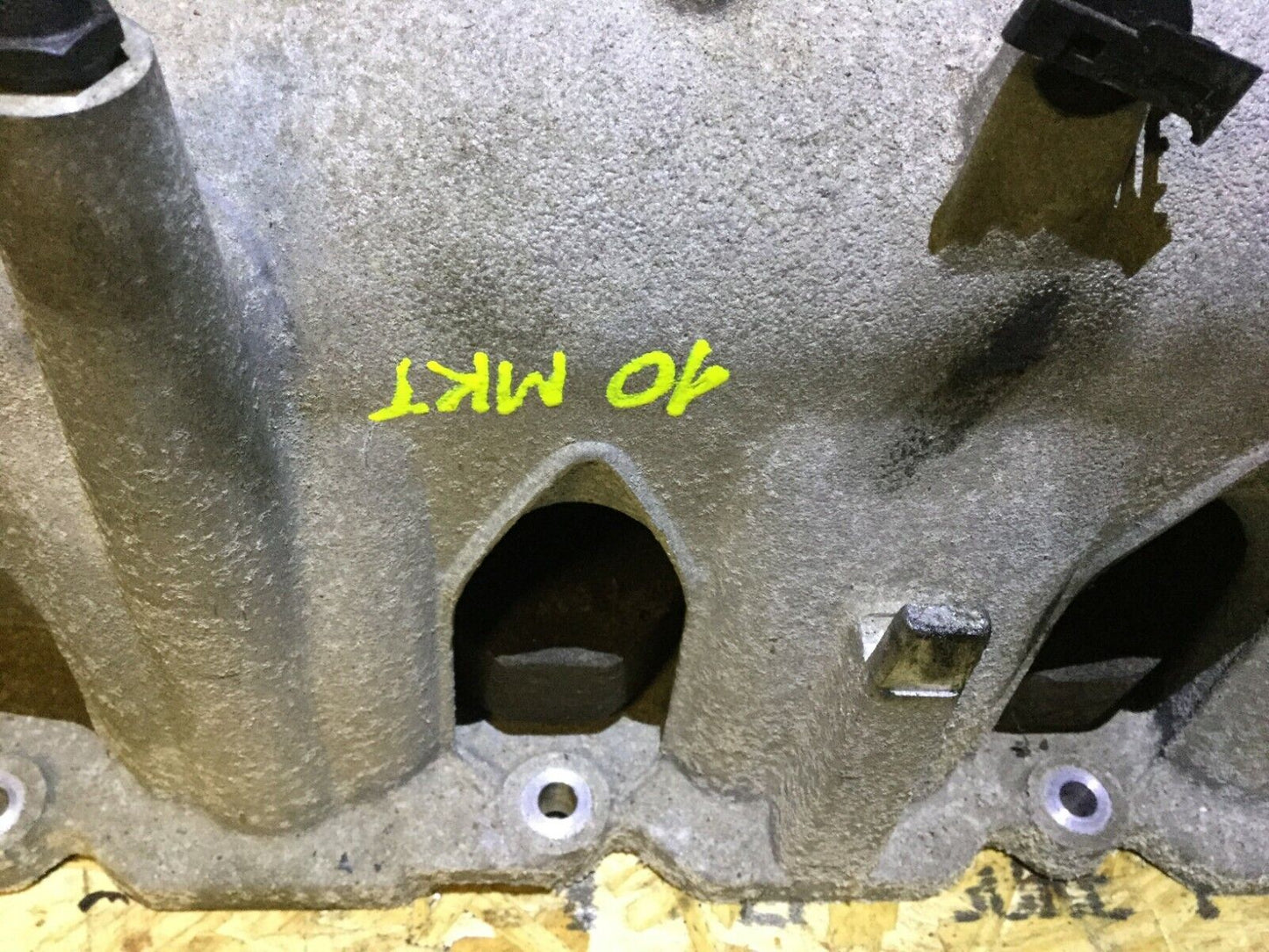 10 11 12 Lincoln MKT 3.5l Turbo Engine Intake Manifold OEM