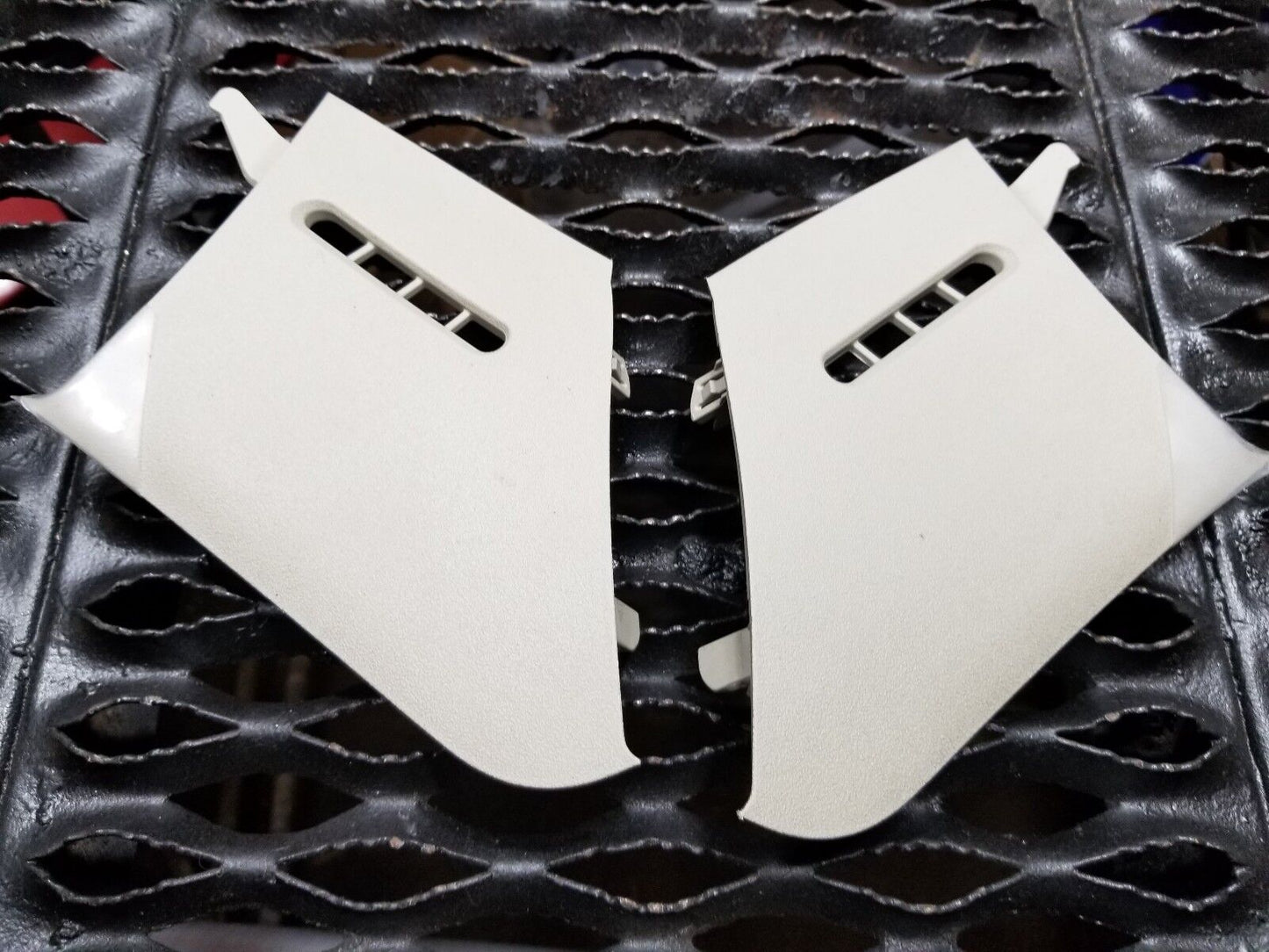 04 05 06 07 08 09 Toyota Prius Front Corner Pillar Trim Cover Lh&rh 2pcs OEM