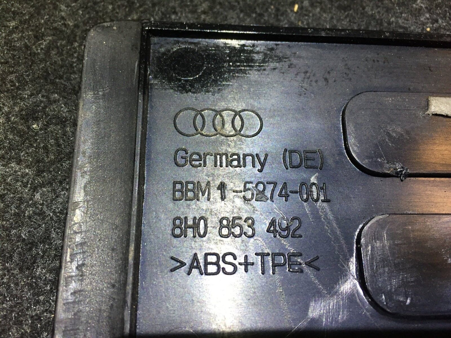 04 05 06  Audi A4 B6 Convertible Right Pass Door Sealing Strip Molding OEM