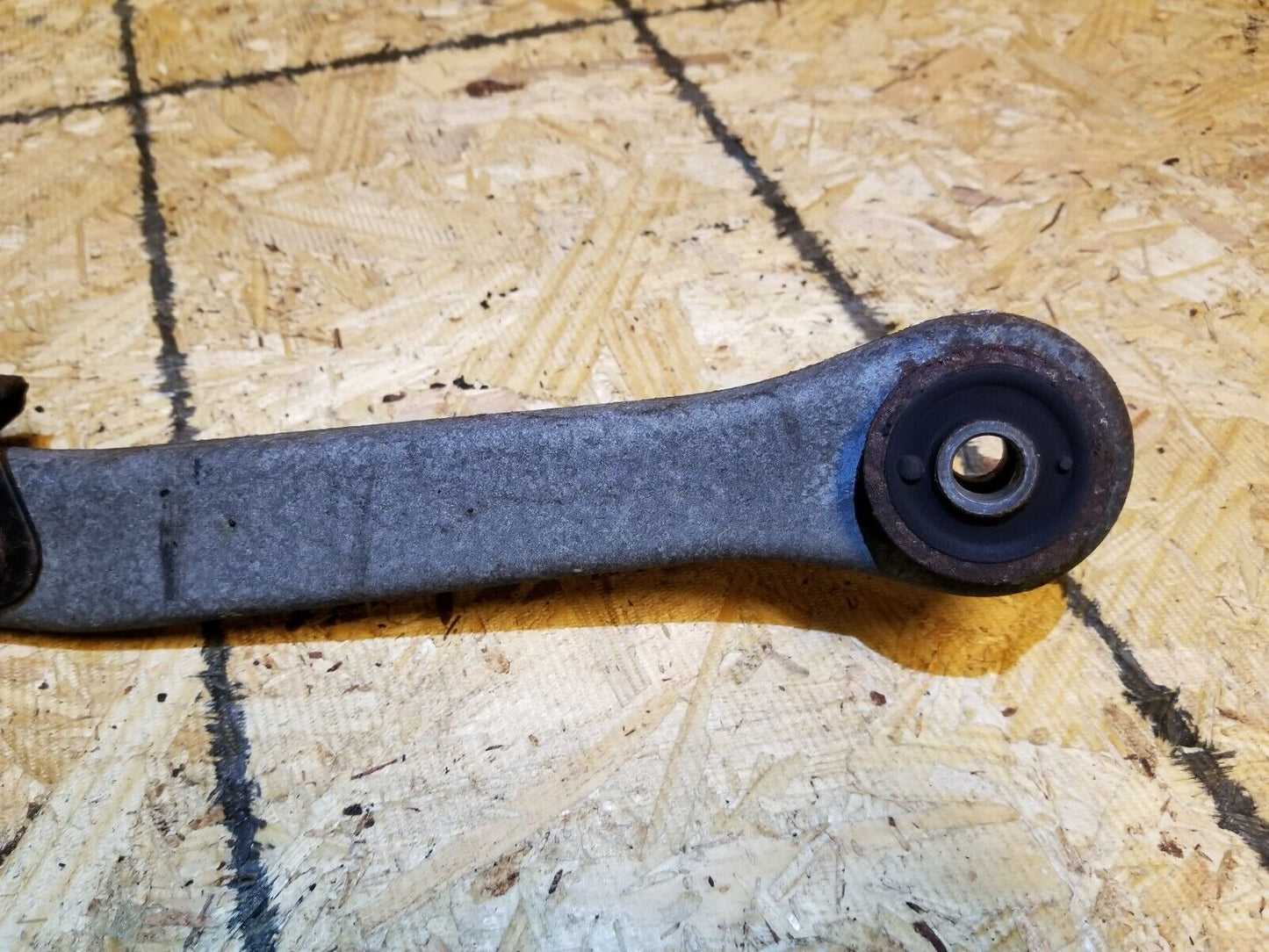 06 07 08 09 10 11 Lincoln Town Car Rear Left Driver Side Control Arm OEM 65k