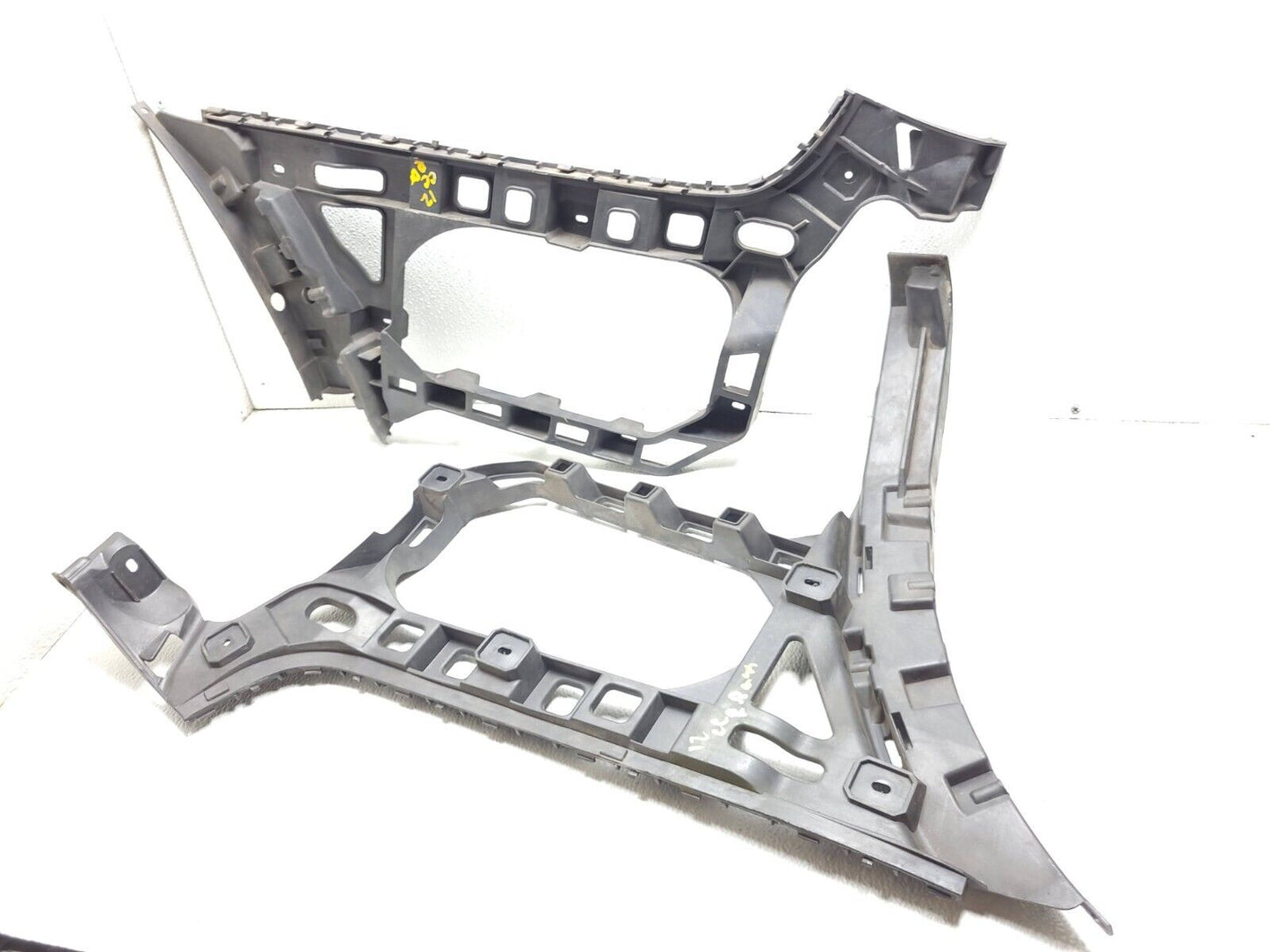 09 10 11 12 Volkswagen Cc Rear Bumper Bracket Left & Right Pair OEM