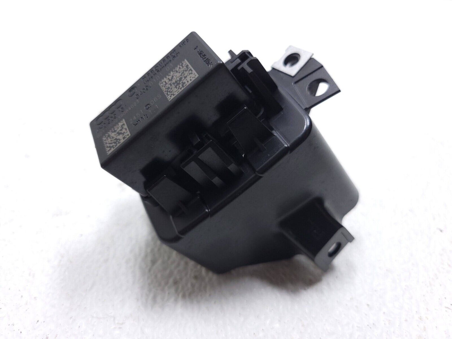 12 13 14 15 16 17 Audi A7 Ignition Switch Control Lock Relay Module W/ Brack OEM