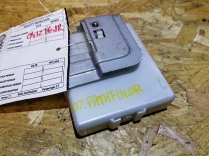 07 2007 Nissan Pathfinder Memory Seat Control Module 98800-7s120 OEM #8