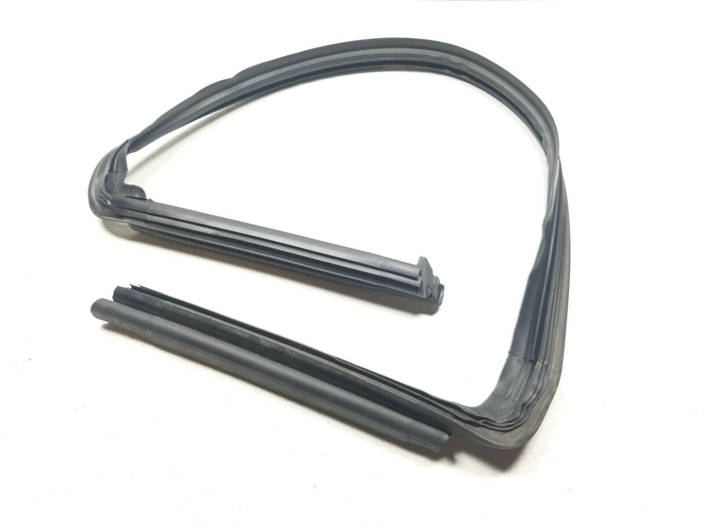 16 17 18 19 20 Chevrolet Camaro Convertible Front Top Roof Weatherstrip Seal OEM
