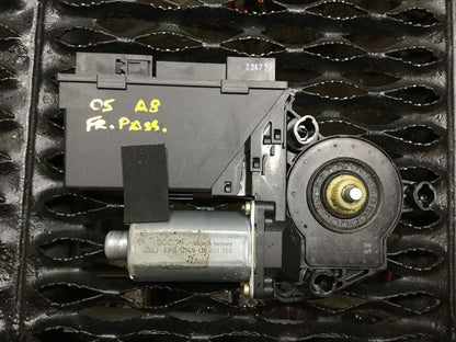 03 04 05 06 07 Audi A8 Front Right Passenger Door Window Motor OEM