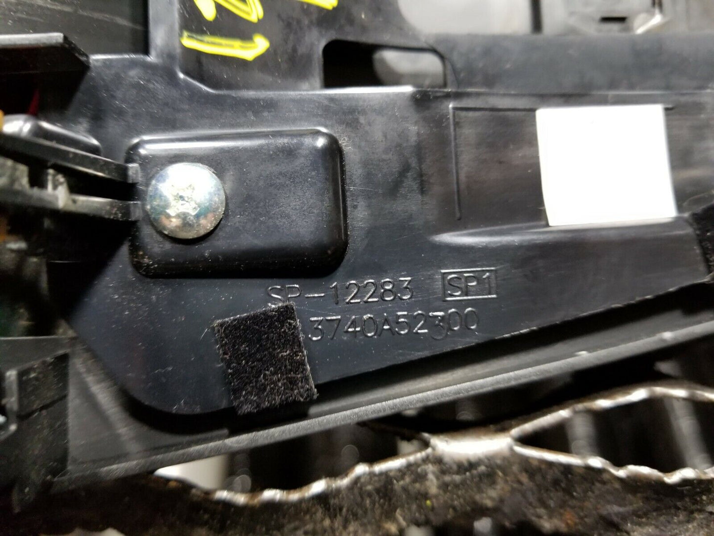 09 10 11 12 Nissan Altima Gear Shifter Trim Bezel OEM 78k