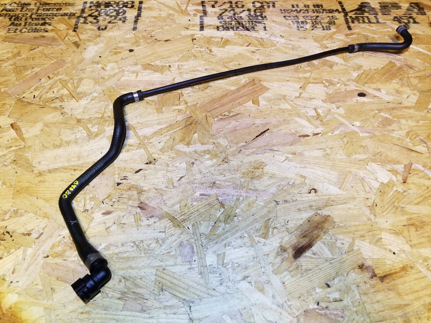 04 05 06 07 BMW 530xi E60 Radiator Upper Hose Pipe OEM