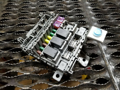 06 07 08 Acura Rl 3.5l Interior Fuse Box Passenger Side OEM