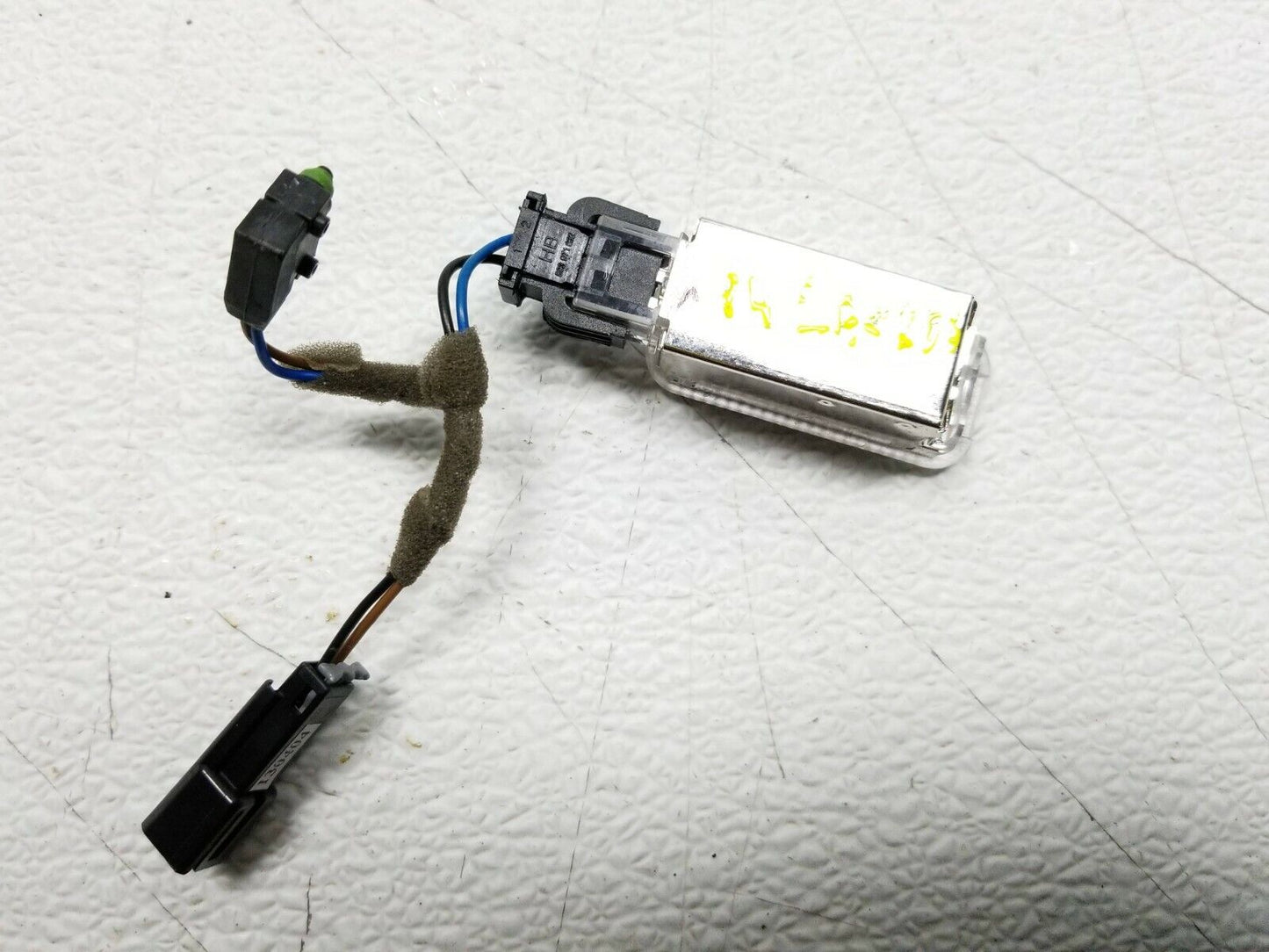 14 15 16 Buick Lacrosse Interior Light Lamp OEM 60k Miles