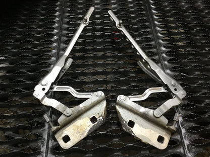 04 05 06 07 08 09 Audi A8 D3 Right & Left Hood Hinge Pair OEM